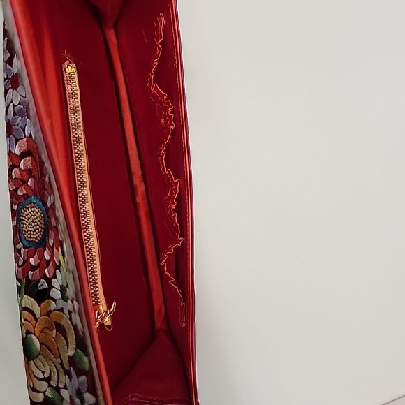 Vtg 60s Asian‎ Embroidery Purse Bag Clutch Red Silk Gold Birds Floral Colorful